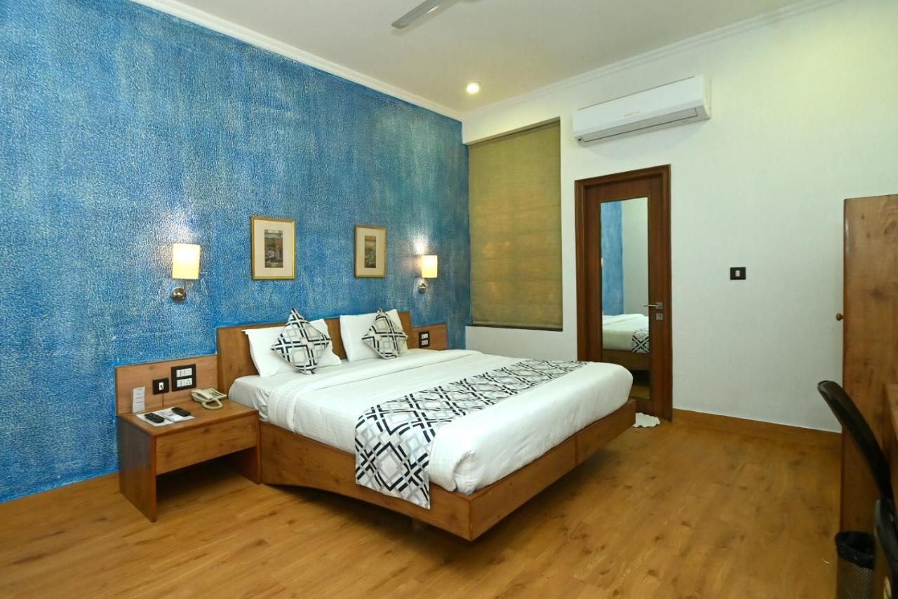 Hotel Yulia- Le Amour Inn Джайпур Екстериор снимка