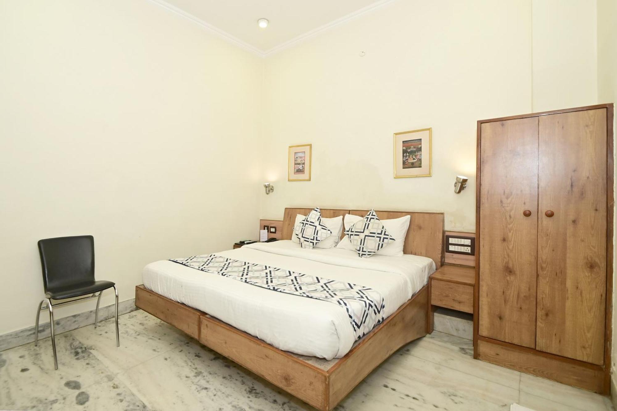 Hotel Yulia- Le Amour Inn Джайпур Екстериор снимка
